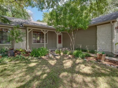 910 Calico Dr, Austin TX  78748-6492 exterior