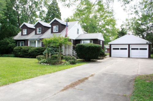 2417 Cottingham Rd, Springfield, OH 45506-3845