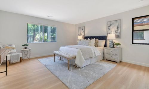 1888 Farndon Ave, Los Altos CA 94024-6948 exterior