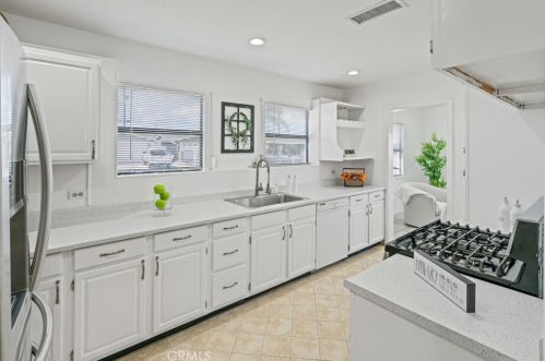 2440 Gramercy Ave, Anaheim CA  92801-3227 exterior