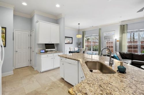 3433 Henderson Reserve, Atlanta GA  30341-6056 exterior