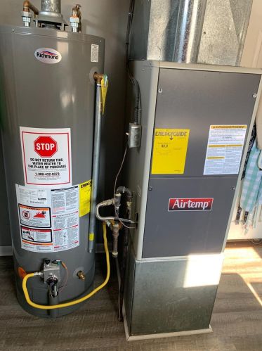 516 Liberty Pl, Hobart IN 46342-4659 exterior