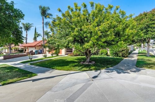 2835 Donovan Ct, Riverside, CA 92504-4305