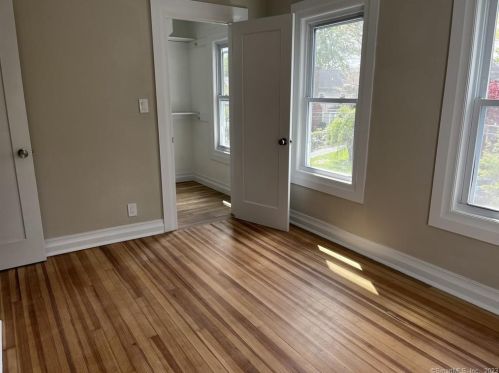 53 Mead Ave, Greenwich CT  06830-6812 exterior