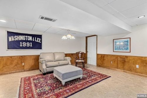 4 Morgan Ct, Dover NJ  07869-1445 exterior