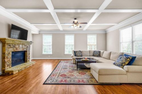 572 Parkside Village Way, Marietta, GA 30060-7958