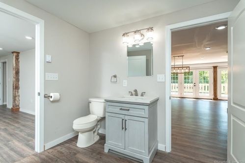 70 Peep Toad Rd, Killingly CT  06239-1522 exterior