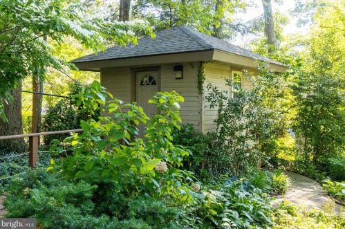 94 Eldrid Dr, Silver Spring MD 20904-2910 exterior