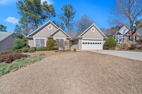 2890 Forest Close Dr, Duluth, GA 30097-7429