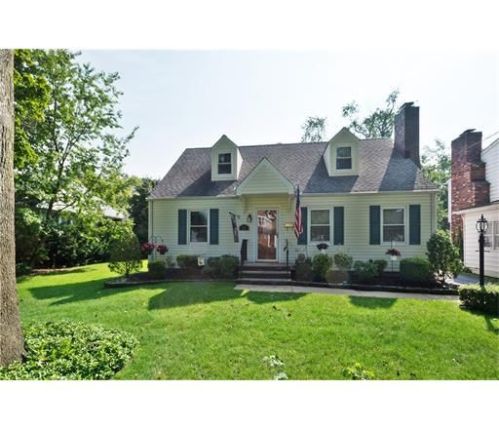 58 Mccoy Ave, Metuchen, NJ 08840-2561