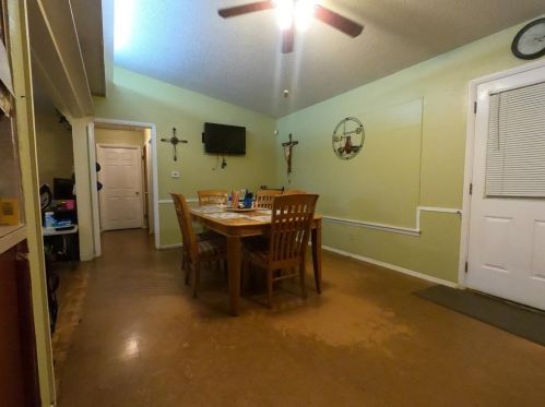 1619 Ashberry Dr, Austin TX  78723-1106 exterior