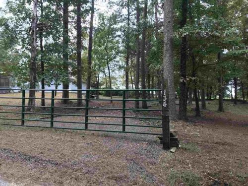 134 Renae Blvd, Greers Ferry, AR 72067-9400