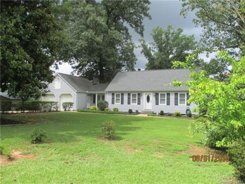 1090 Cameron Rd, York, SC 29745-8535