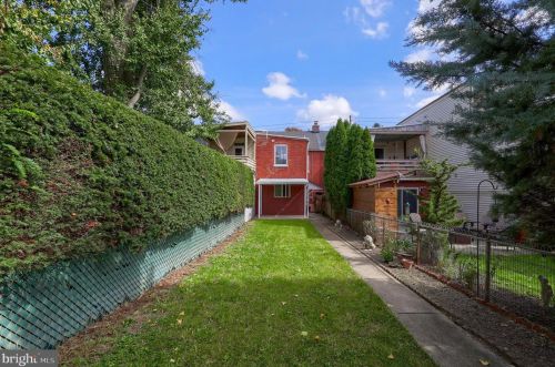 326 Mary St, Lancaster PA  17603-3331 exterior