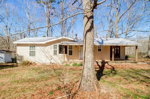 246 Dodd Ln, Ball Ground, GA 30107-4333