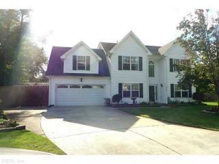 2404 Annie Cir, Chesapeake, VA 23323-3943