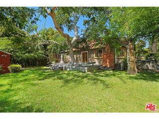 3639 Luy Rd, Los Angeles, CA 90034-6907