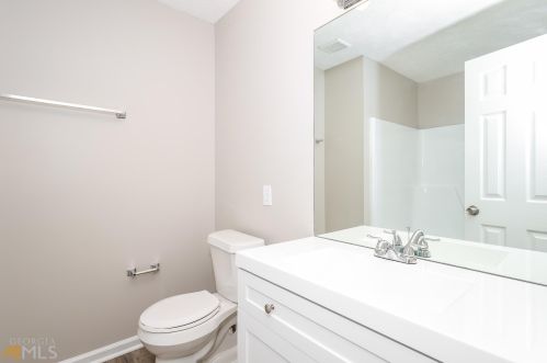 105 Woodridge Dr, Stockbridge GA  30281-1704 exterior