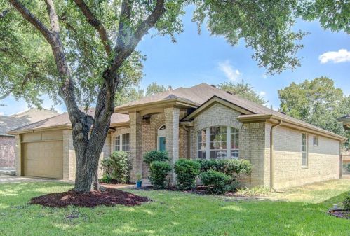 14911 Bescott Dr, Austin TX  78728-5701 exterior