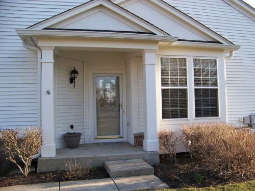 2 Tiverton Ct, Barrington Hills, IL 60102