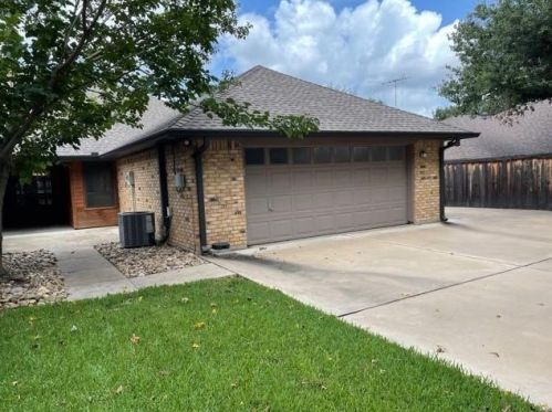 5617 Ridgerock Rd, Fort Worth TX  76132-2546 exterior