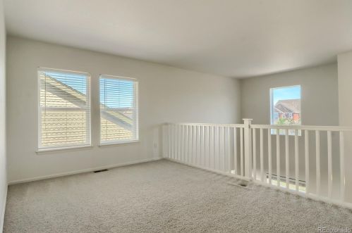 25028 Canal Pl, Aurora CO 80018-1627 exterior