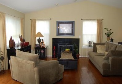 51 Samuel Dr, Streamwood, IL 60107-2977