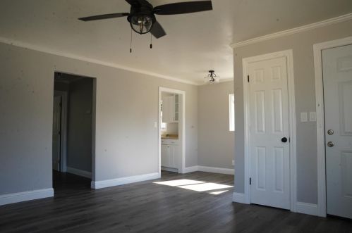 53 Castle St, Stockton, CA 95204-5448