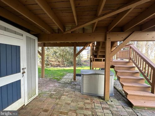 7247 Riding Hood Cir, Columbia MD 21045-5237 exterior