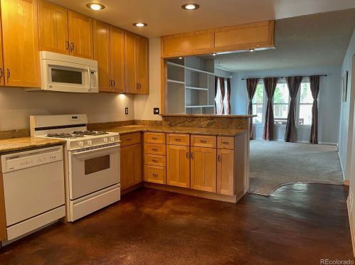 2900 Bannock St, Englewood CO 80110-1518 exterior