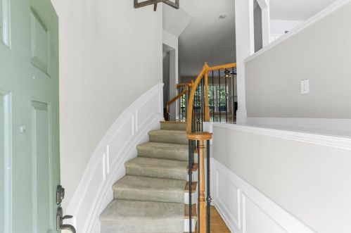 2591 Bridlewood Ln, Atlanta, GA