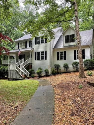 230 Della Smith Ln, Holly Springs, GA 30115-8138