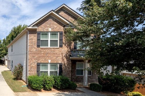 4 Barcelona St, Newnan, GA 30263-1282