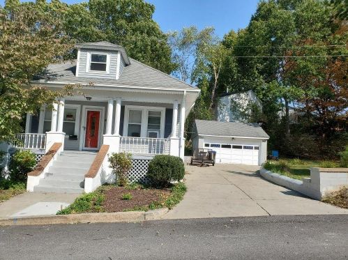 50 Brinkley St, Providence, RI 02909-5606