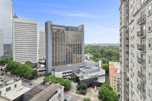 195 14th St, Atlanta GA  30318-7827 exterior