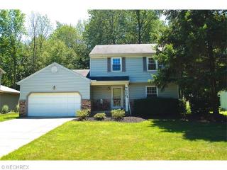 7626 Newton Dr, Concord Township, OH 44060-3920