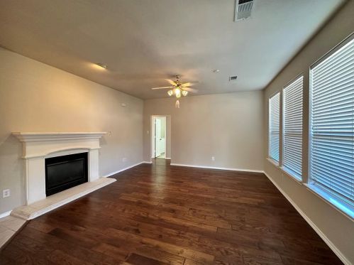 5917 Big Flat Dr, Fort Worth TX  76131-2021 exterior