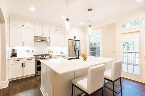 1852 Davin Dr, Atlanta, GA 30319-3656
