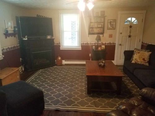 349 Forrest Dr, Richmond National Battlefiel, VA 22835-6538