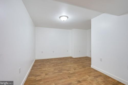 20 Nansfield Dr, Harpers Ferry WV 25425-3198 exterior