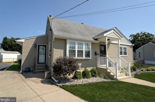 11 Belfast Ct, Trenton, NJ 08610-2503