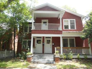826 31st St, Savannah, GA 31401-7702