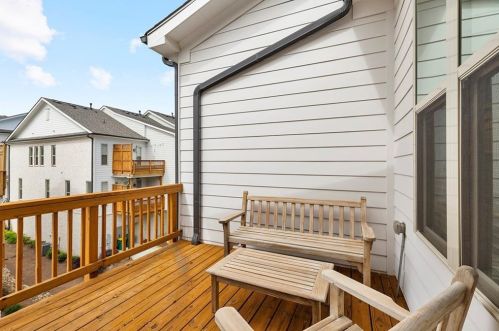 255 Franklin Rd, Atlanta GA  30342-2602 exterior