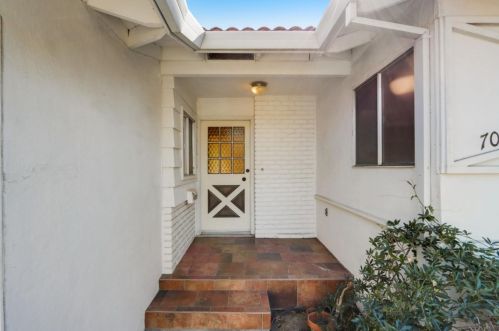 7016 Blue Hill Dr, San Jose, CA 95129-2811