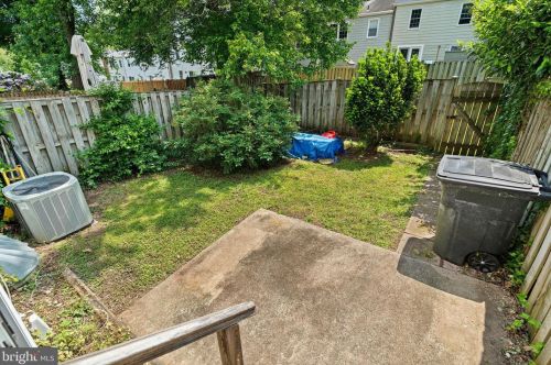 5454 Lighthouse Ln, Springfield VA  22015-1934 exterior