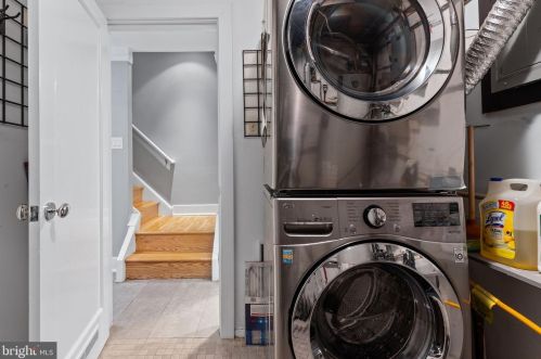 1726 Lombard St, Philadelphia PA  19147-1531 exterior