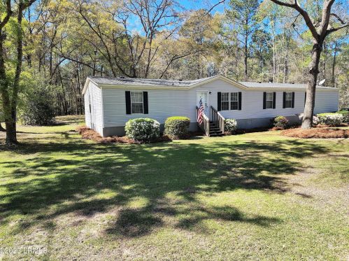 299 Mungin Creek Rd, Bellinger, SC 29927-7905