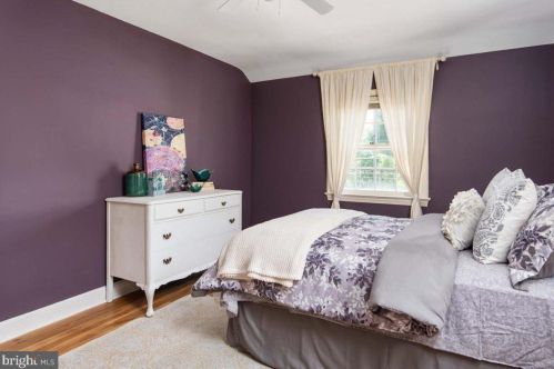 1517 Forest Glen Rd, Silver Spring MD 20910-1122 exterior