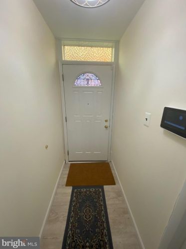 2141 15th St, Philadelphia, PA 19121-1601