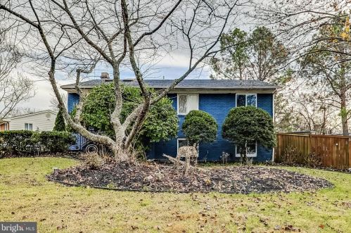 4613 Kentwood Ln, Woodbridge, VA 22193-5004